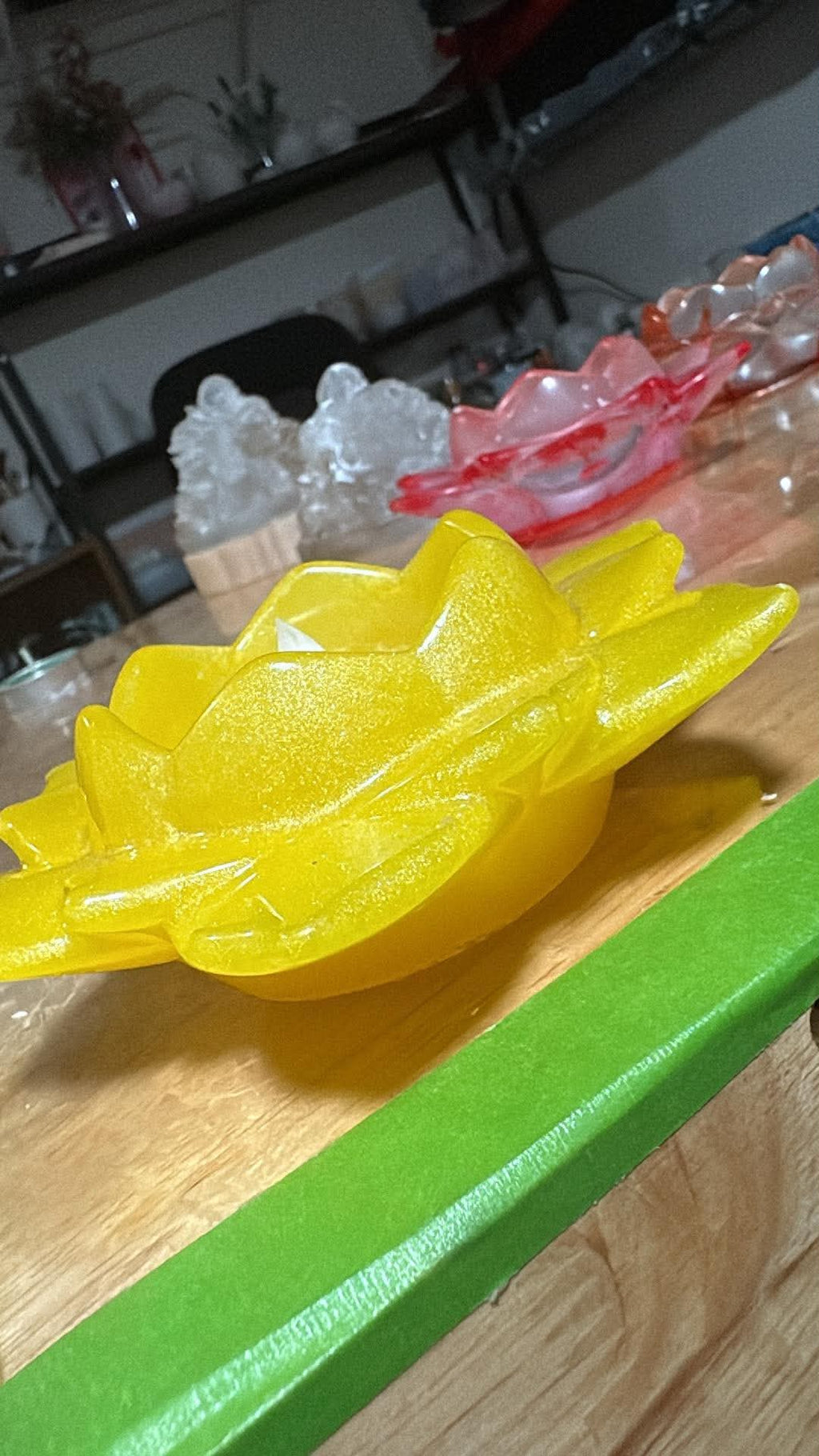 Handmade Floating Resin Candle Holder – Custom Color