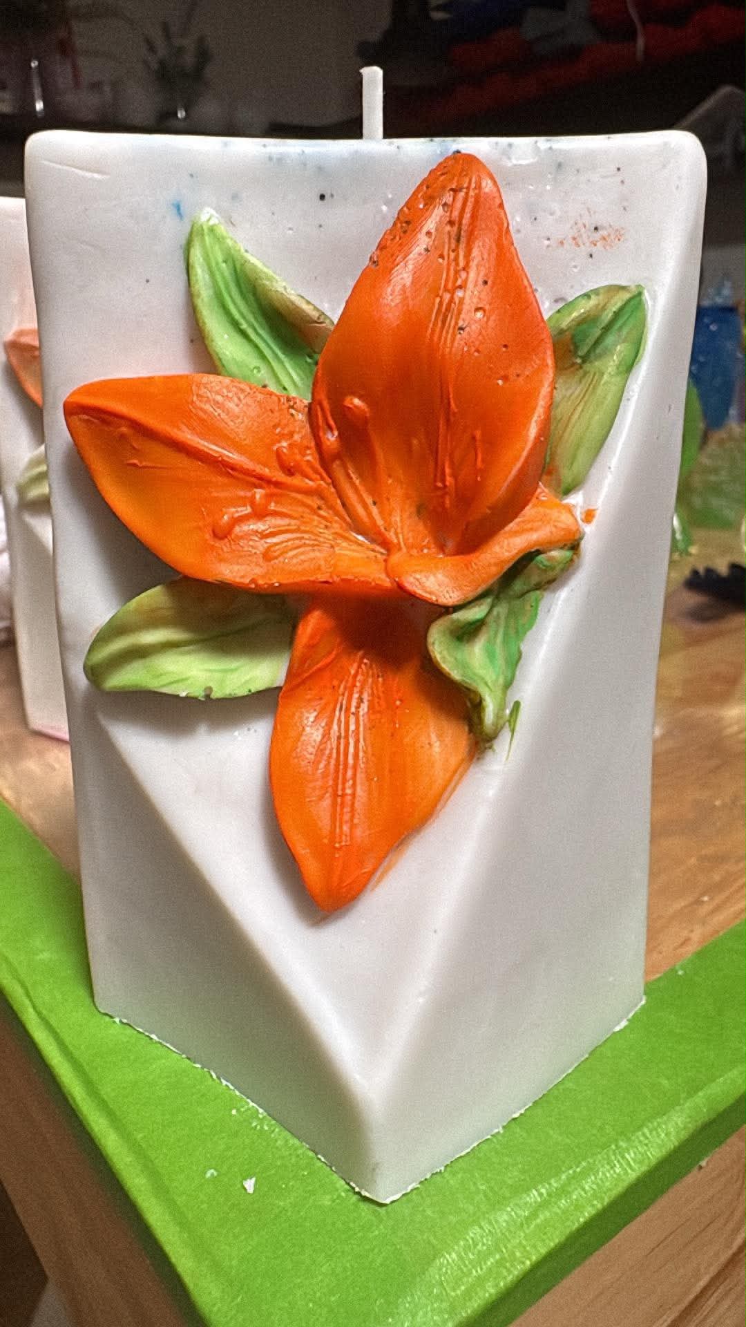 Handmade Triangle Lily Candle – Hand-Painted & Made to Order